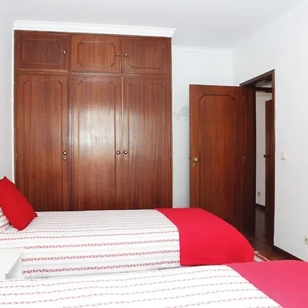 Guia's Gorgeous & Spacious Apartment Cascais