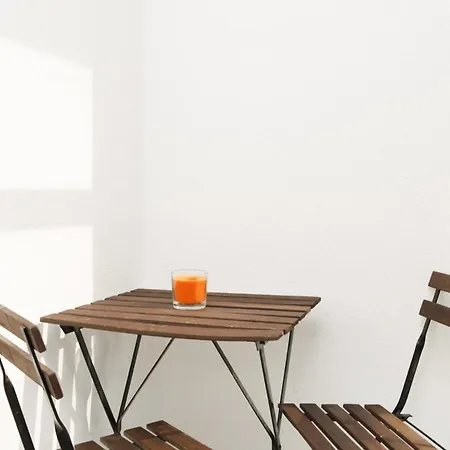 Guia's Gorgeous & Spacious Apartment